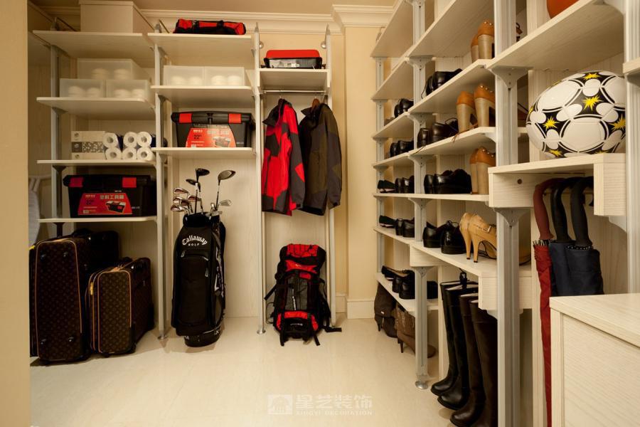 不追求華麗，而追求舒適；不堆砌裝飾，而回歸生活本身